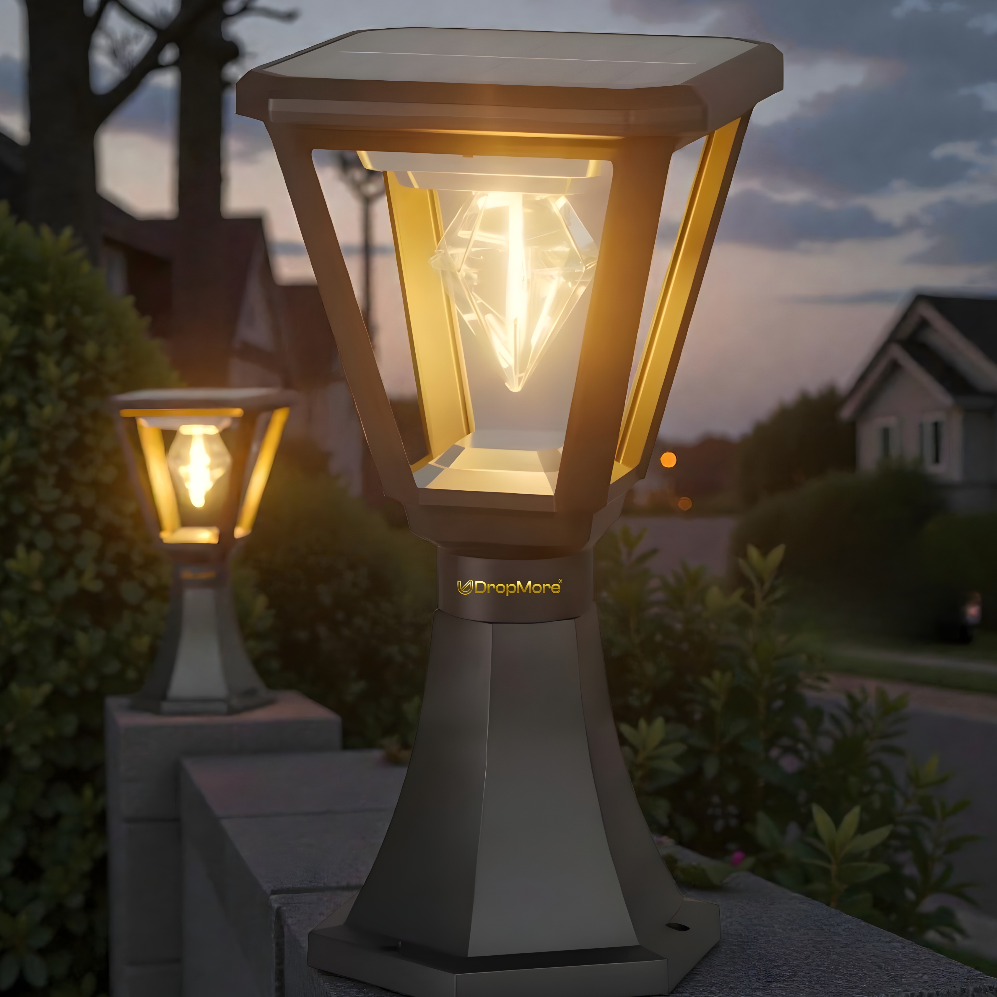 Diamond Cube Solar Powered Outdoor Gate Light | Decorative | LED Warm White | Waterproof Garden, Fence & Pillar Lamp